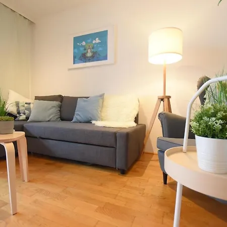 Large 6 Beds Flat Family Friendly With Private Parking Apartman Innsbruck