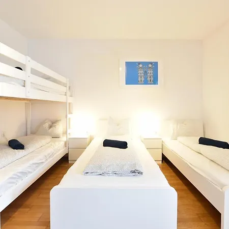 Appartement Large 6 Beds Flat Family Friendly With Private Parking *